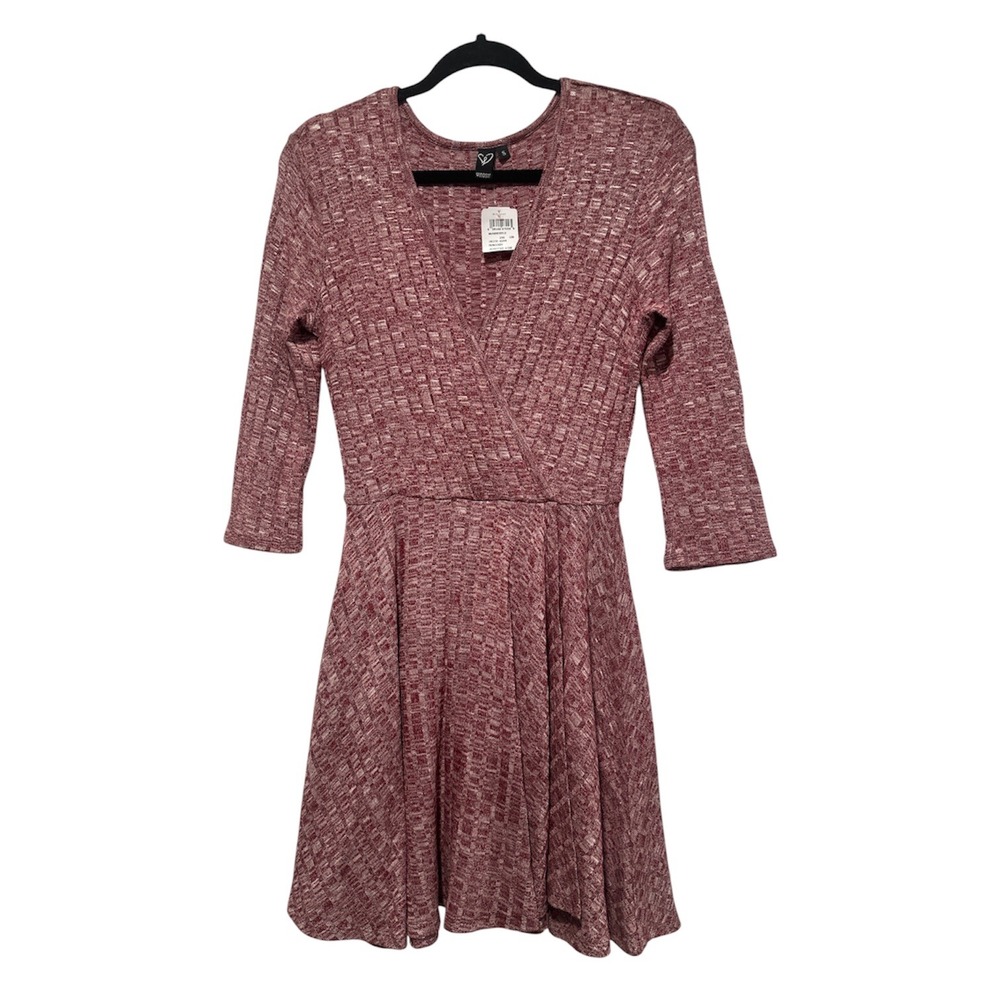 Windsor Dress Women Small Burgundy New Ribbed Knit Wrap V-Neck 3/4 Sleeve Skater